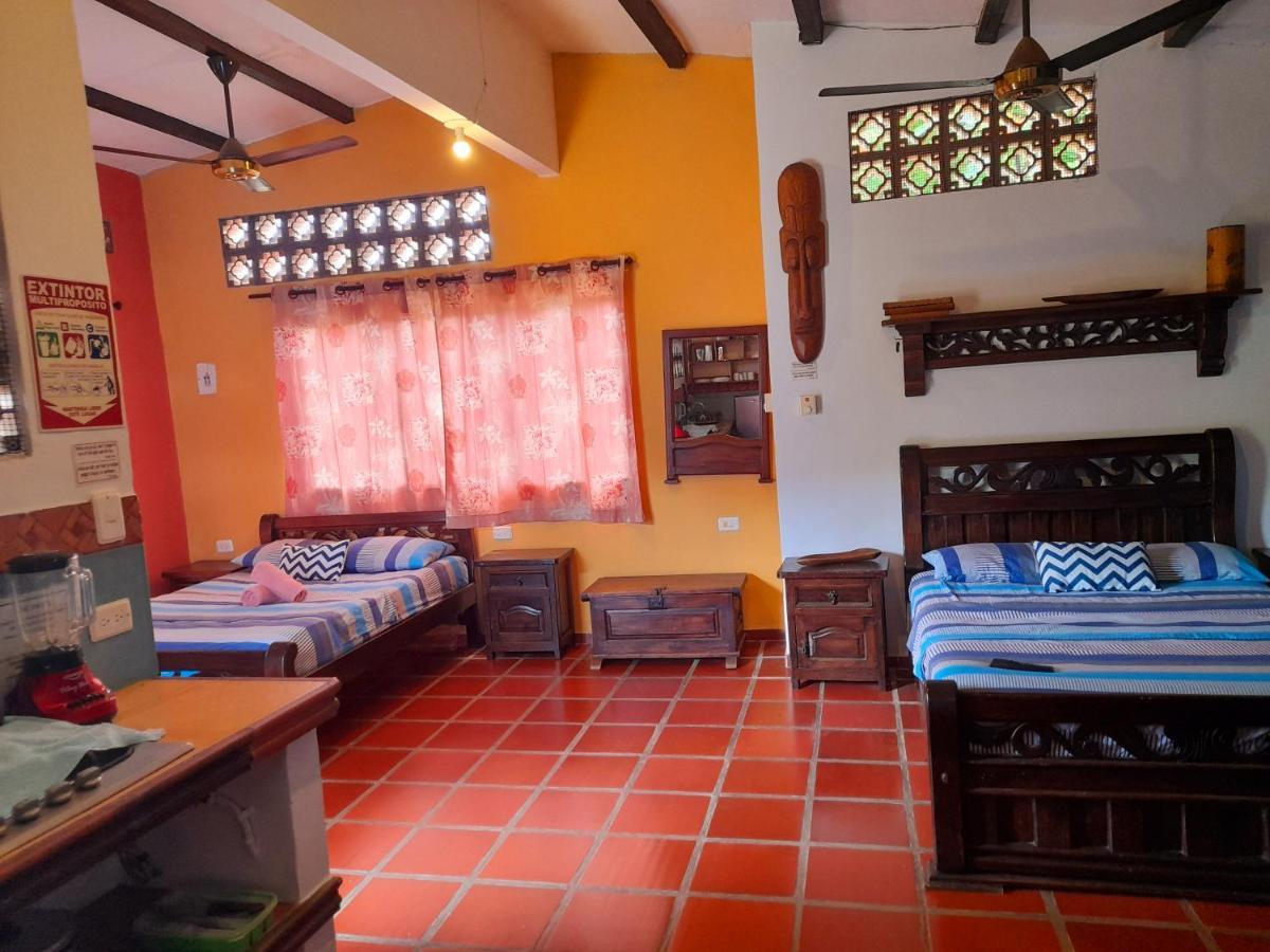 Hostal La Casa De Felipe Taganga Extérieur photo