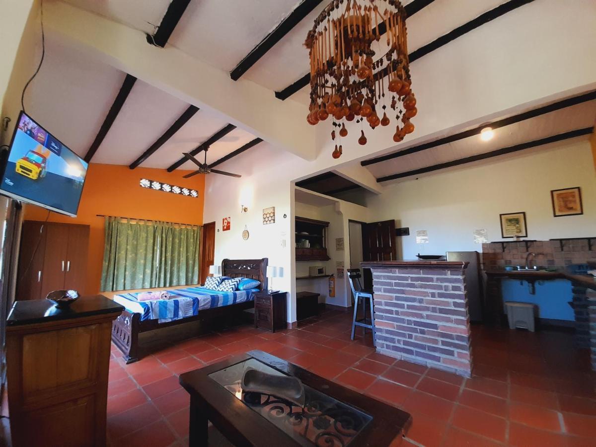 Hostal La Casa De Felipe Taganga Extérieur photo